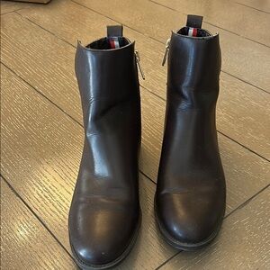 Tommy Hilfiger Black Leather Footwear